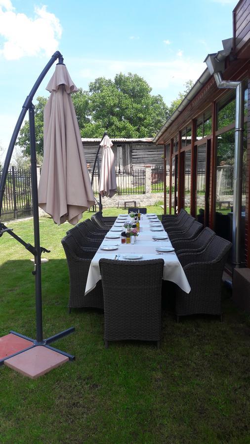 Lakata Guest House Zasele Buitenkant foto